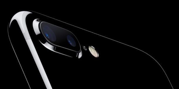 iPhone 7 Plus dual-lens camera