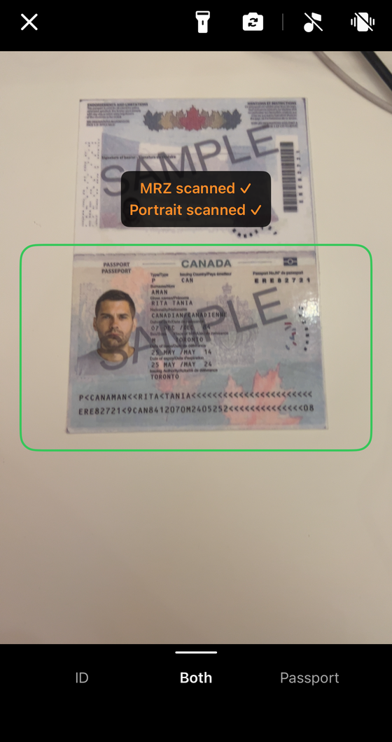 The MRZ Scanner reporting MRZ scanned and Portrait scanned, with the guide frame border turned green